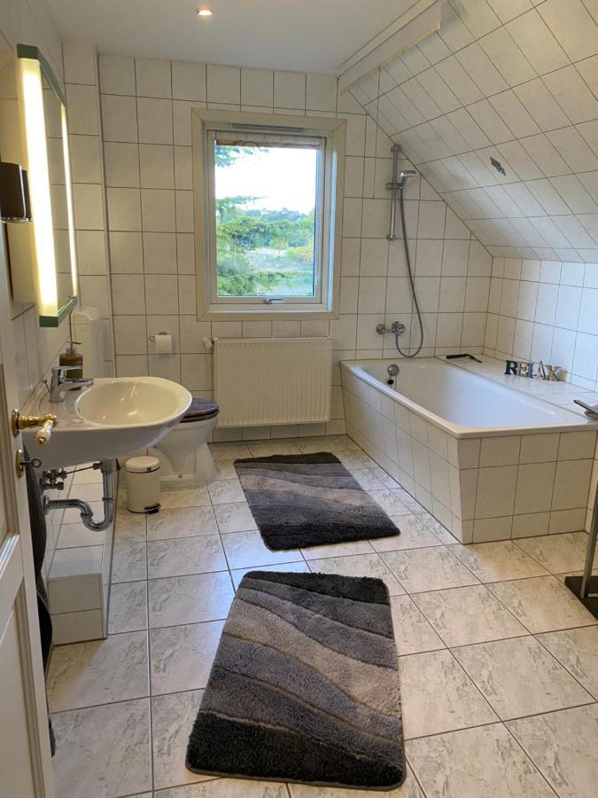 Freistehendes Einfamilienhaus Mit Boddenblick Naehe Ostsee Fuhlendorf  Ngoại thất bức ảnh
